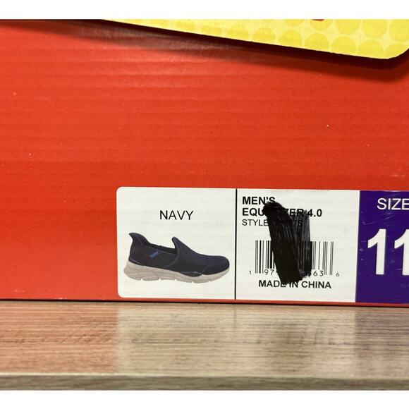 Skechers Men’s Equalizer 4.0 Swift Fit Slip-On Sneakers Size 11 Navy main image 6